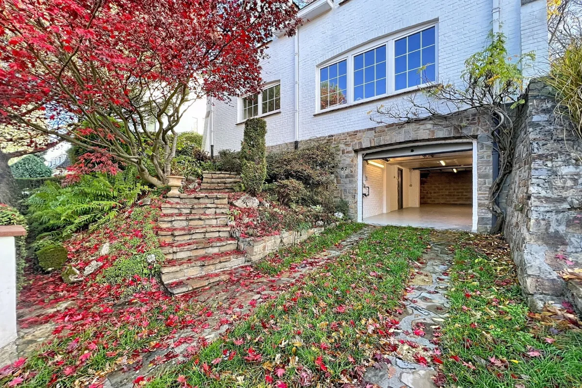 Villa te  huur in Sint-Pieters-Woluwe 1150 2650.00€ 3 slaapkamers 160.00m² - Zoekertje 633858