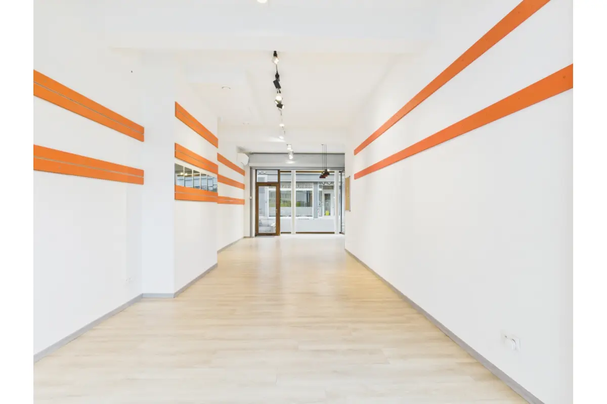 Handelszaak te  in Elsene 1050 310000.00€  slaapkamers 95.00m² - Zoekertje 663029