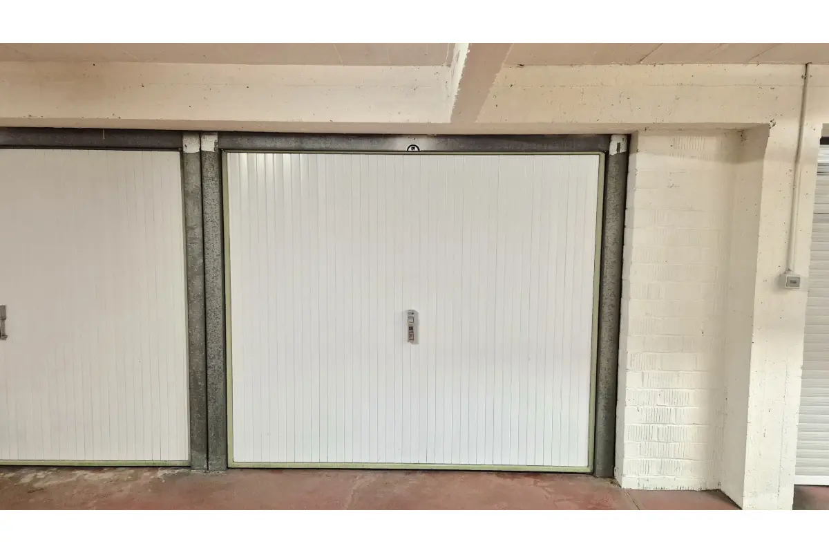 Parking / garage à louer à Woluwe-Saint-Lambert 1200 125.00€  chambres m² - annonce 633812