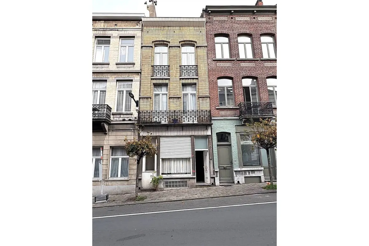 Huis te  in Elsene 1050 589000.00€ 4 slaapkamers 230.00m² - Zoekertje 634635