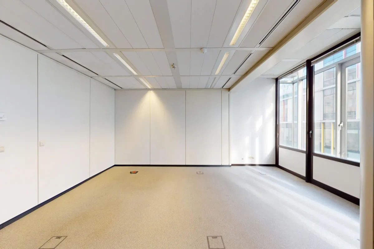 Commerce à louer à Bruxelles 1000 0.00€  chambres 35.00m² - annonce 634136