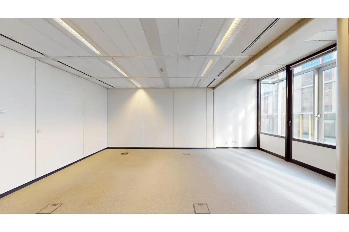 Commerce à louer à Bruxelles 1000 0.00€  chambres 35.00m² - annonce 634136