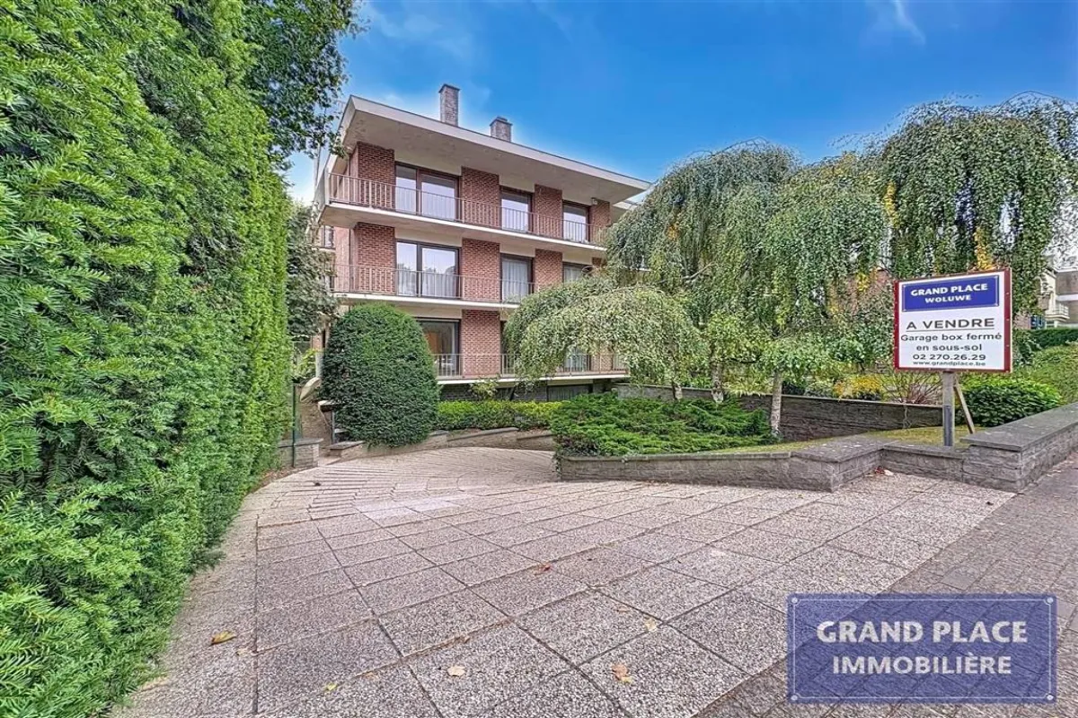 Benedenverdieping te  koop in Ukkel 1180 830000.00€ 4 slaapkamers 300.00m² - Zoekertje 634335