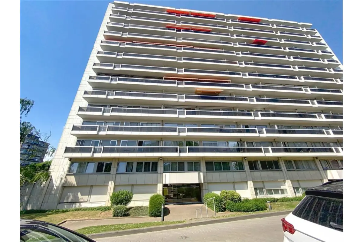 Studio à  à Anderlecht 1070 810.00€  chambres 50.00m² - annonce 671466