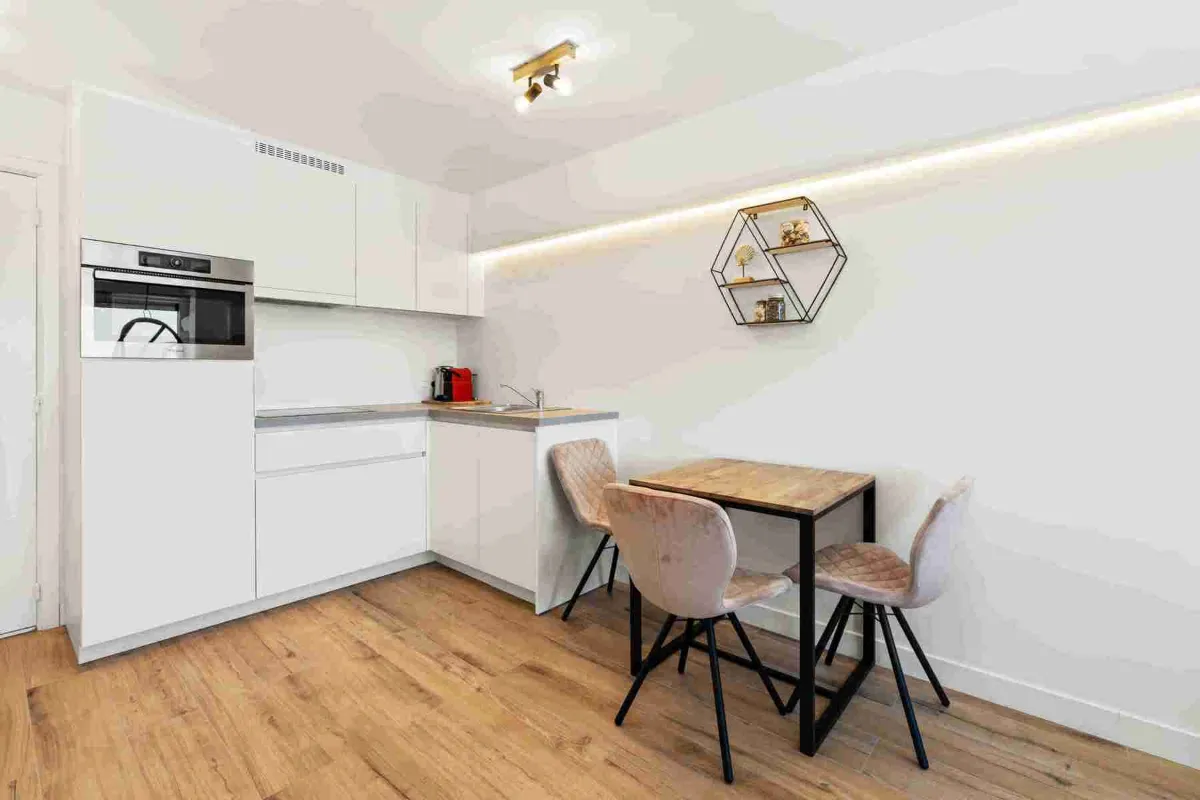 Studio te  huur in Oostende 8400 625.00€  slaapkamers 27.00m² - Zoekertje 634560