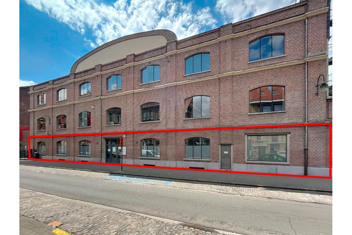 Handelszaak te  koop in Laken 1020 890000.00€  slaapkamers 605.00m² - Zoekertje 634404