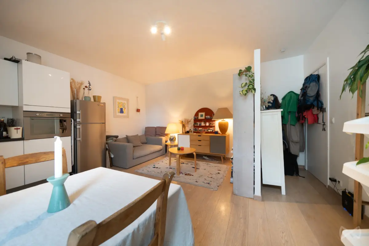 Appartement te  koop in Sint-Gillis 1060 225000.00€ 1 slaapkamers 40.00m² - Zoekertje 634319