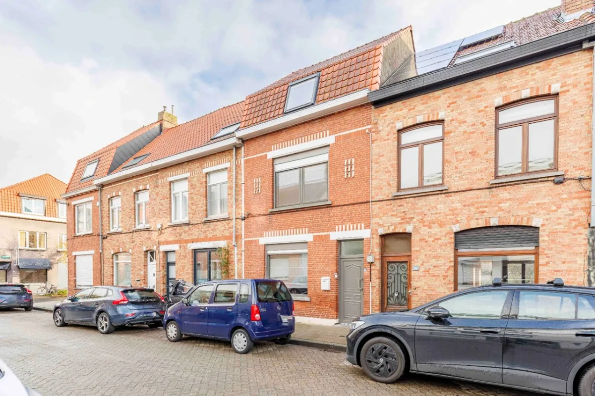 Maison à vendre à Assebroek 8310 225000.00€ 4 chambres 174.00m² - annonce 634918