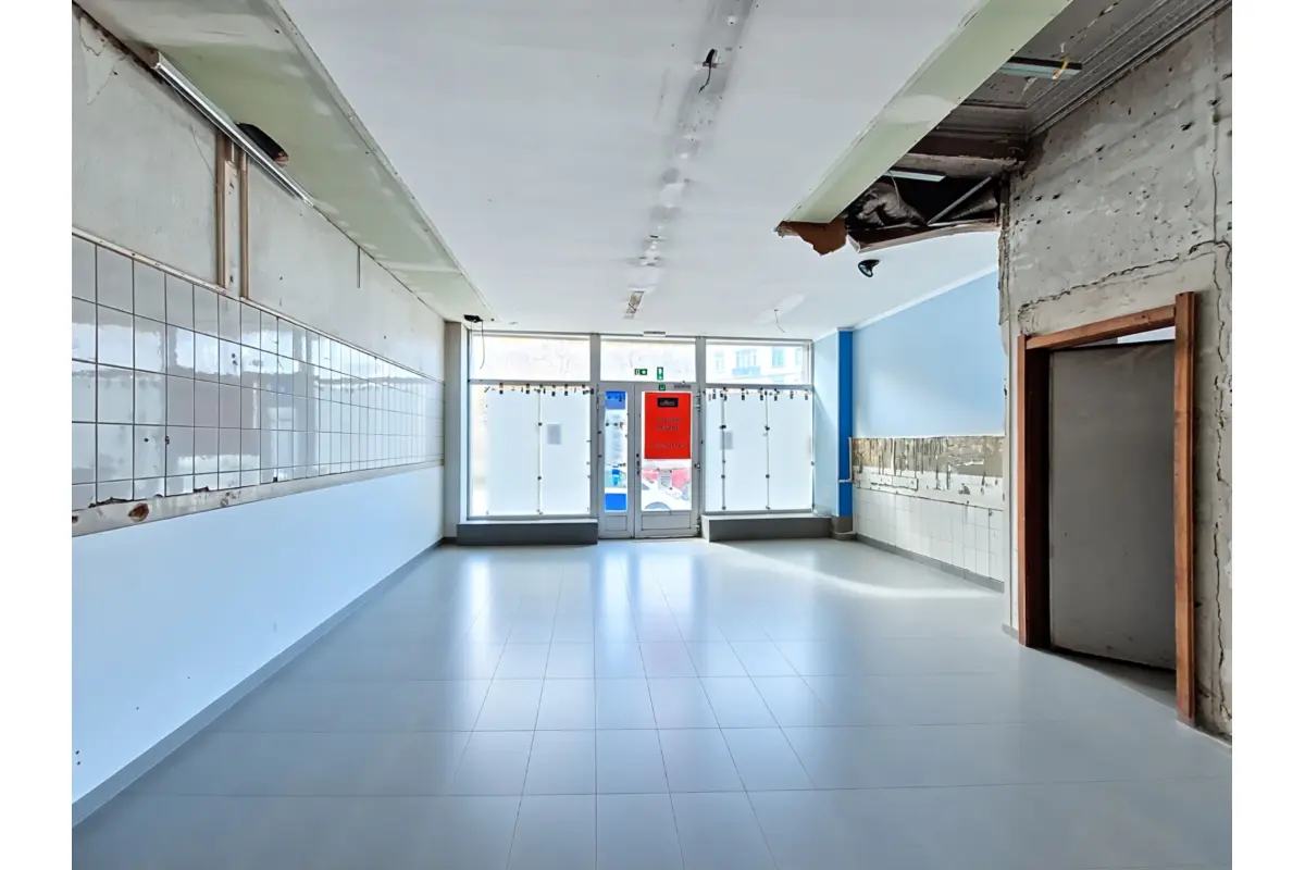 Handelszaak te  koop in Sint-Jans-Molenbeek 1080 127500.00€  slaapkamers 50.00m² - Zoekertje 635571