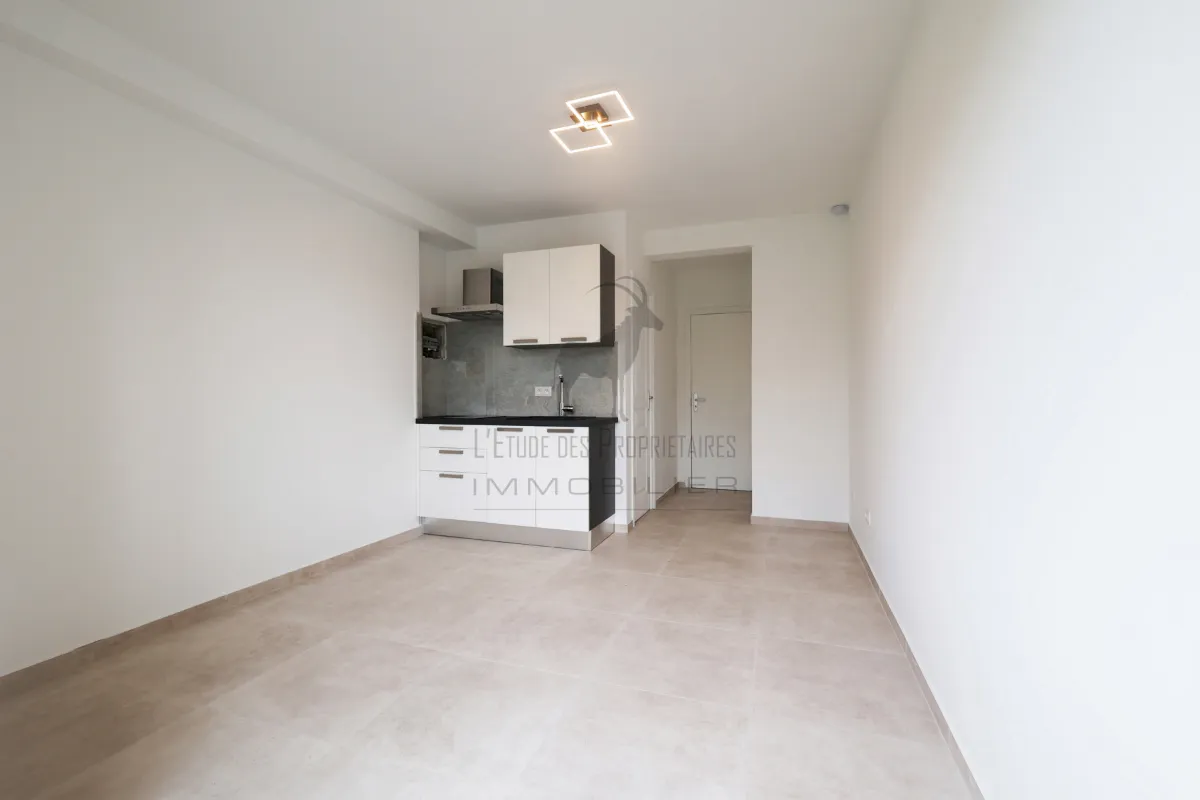 Studio te  huur in La Louvière 7100 420.00€ 0 slaapkamers 31.00m² - Zoekertje 635792