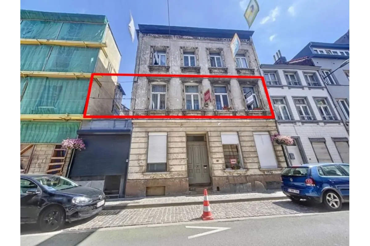 Appartement te  koop in Sint-Joost-ten-Node 1210 129000.00€ 1 slaapkamers 223.00m² - Zoekertje 635189