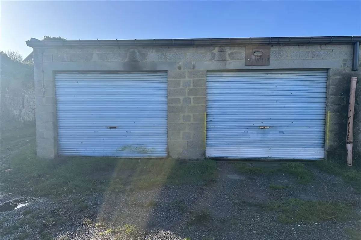 Parking à louer à Gilly 6060 300.00€  chambres m² - annonce 635474