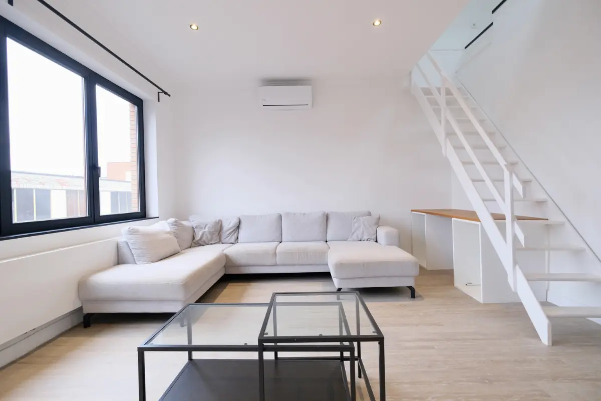 Appartement te  huur in Sint-Jans-Molenbeek 1080 1250.00€ 2 slaapkamers 58.00m² - Zoekertje 635411