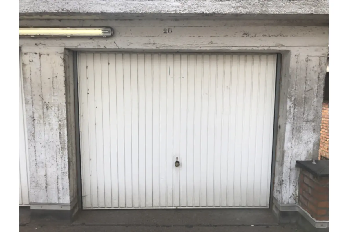 Parking & garage te  huur in Elsene 1050 150.00€  slaapkamers m² - Zoekertje 635665