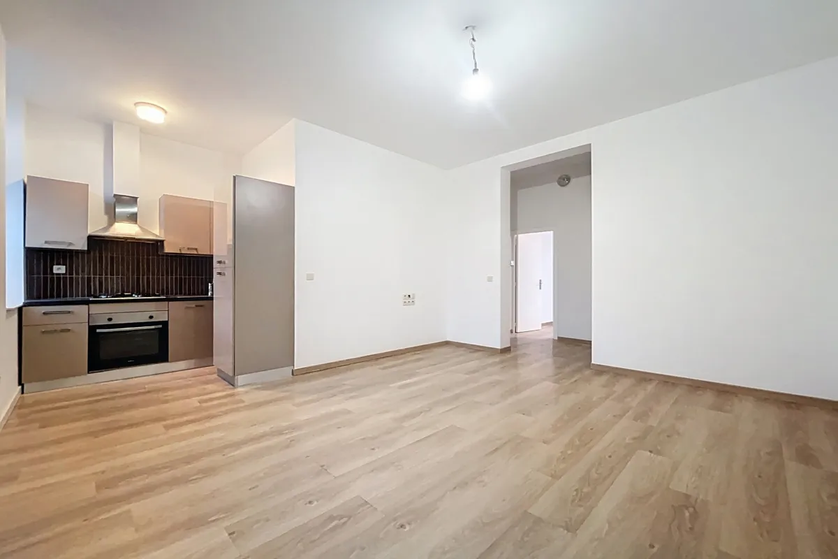 Appartement à louer à Schaerbeek 1030 985.00€ 1 chambres 47.00m² - annonce 635789