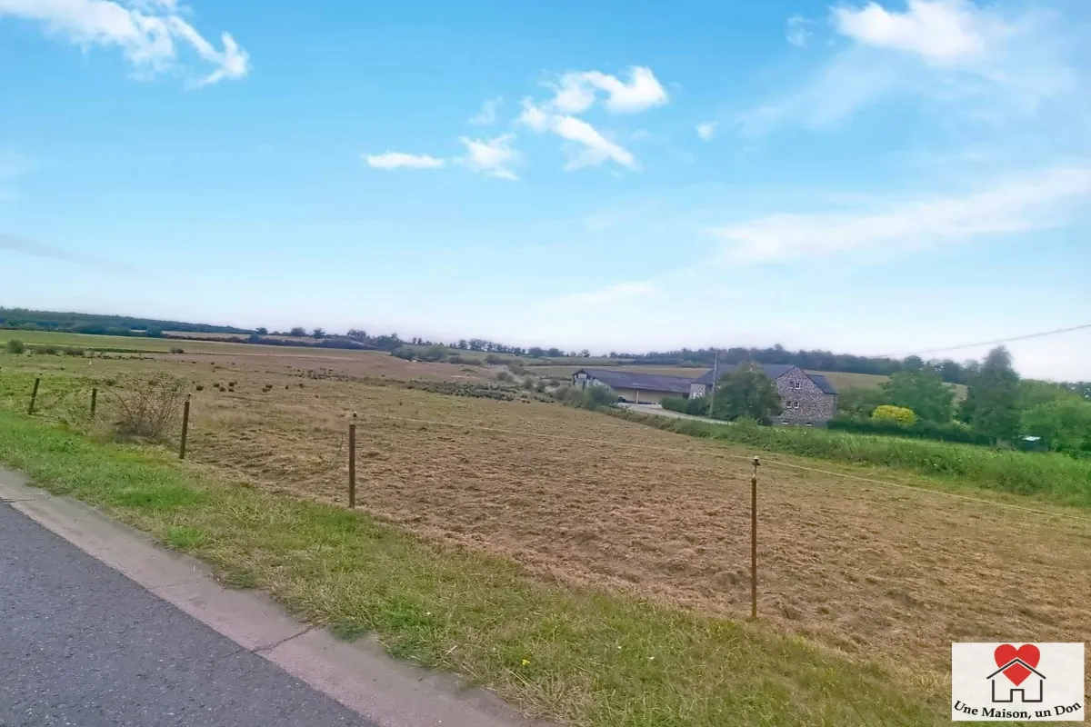 Grond te  koop in Doische 5680 85000.00€  slaapkamers m² - Zoekertje 635315