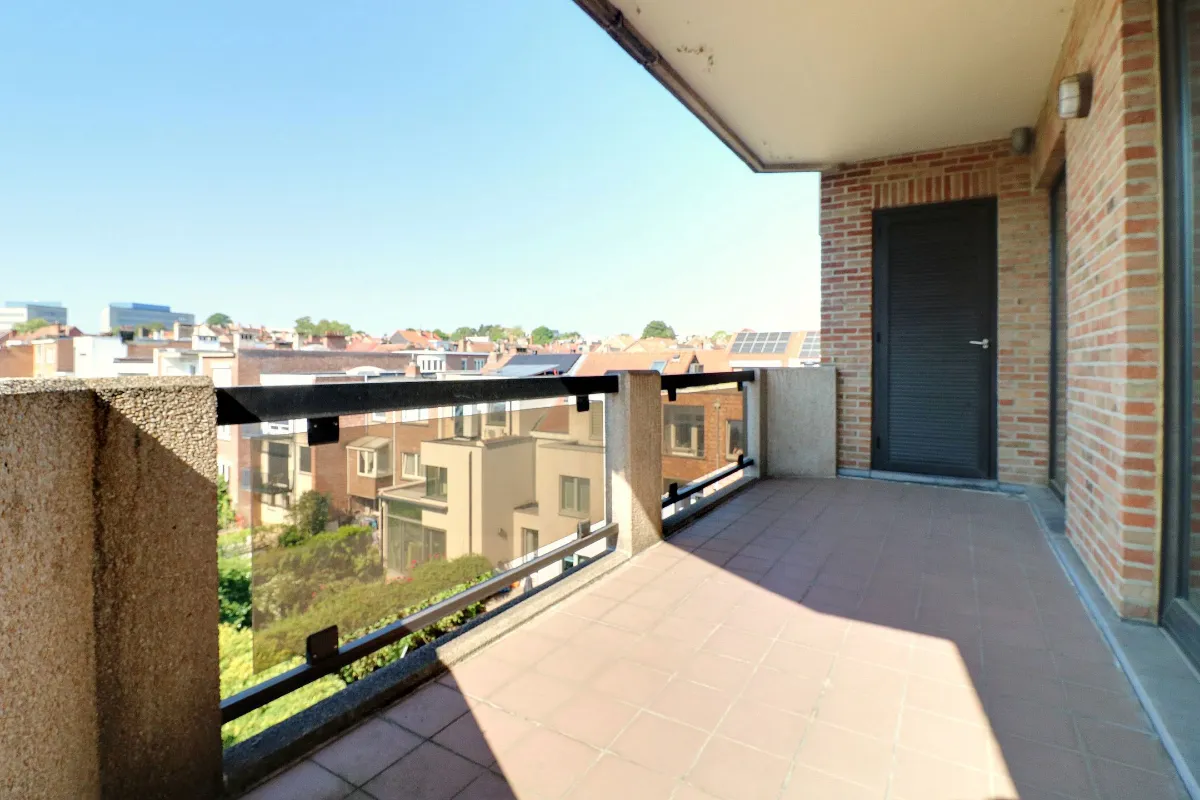 Appartement à louer à Auderghem 1160 1975.00€ 3 chambres 119.00m² - annonce 635523