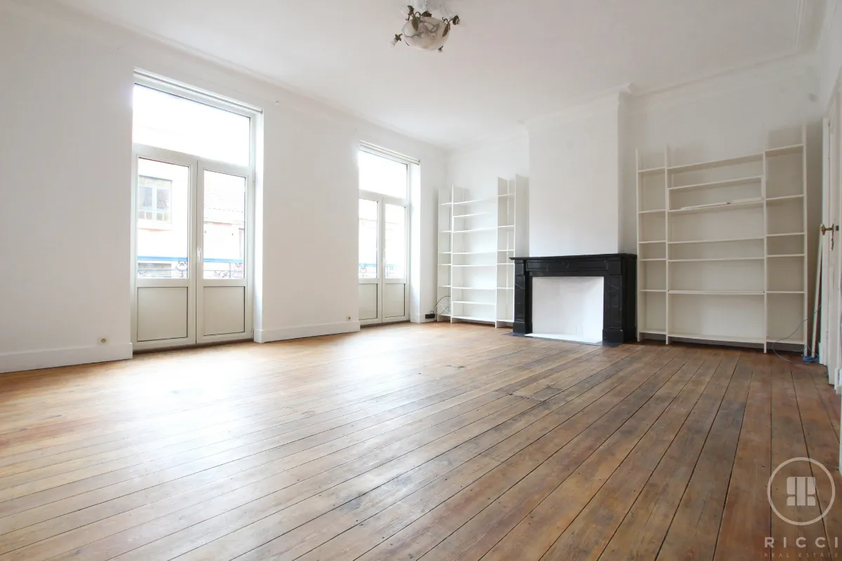 Appartement à louer à Saint-Josse-ten-Noode 1210 1190.00€ 2 chambres 131.00m² - annonce 635646