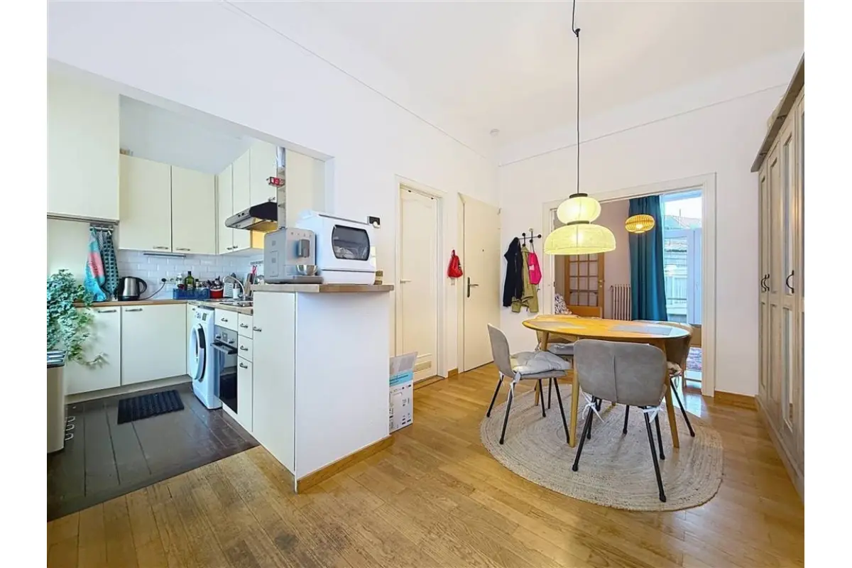 Appartement à vendre à Etterbeek 1040 250000.00€ 1 chambres 59.00m² - annonce 635173