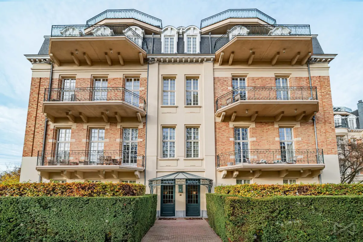 Appartement te  in Ukkel 1180 3600.00€ 3 slaapkamers 235.00m² - Zoekertje 635258