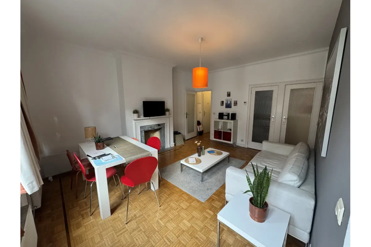 Studio te  huur in Sint-Gillis 1060 995.00€  slaapkamers 48.00m² - Zoekertje 635791