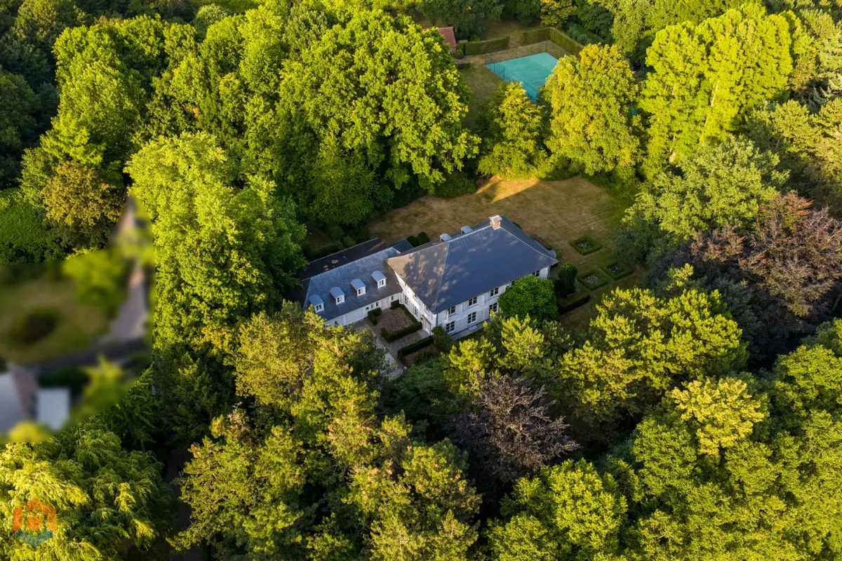 Villa à vendre à Lierre 2500 0.00€ 5 chambres 647.00m² - annonce 635044