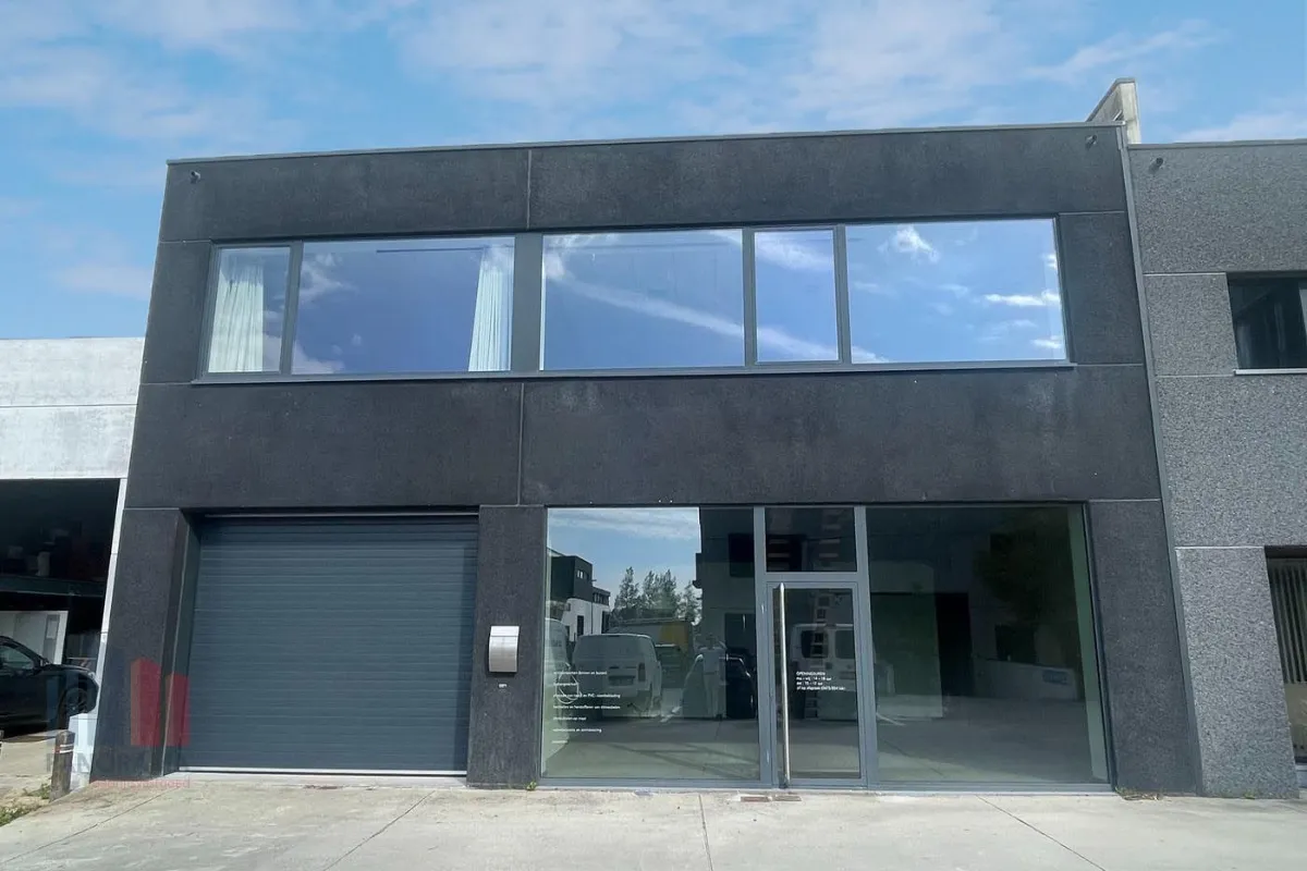 Handelszaak te  huur in Knokke-Heist 8300 3000.00€  slaapkamers 520.00m² - Zoekertje 634980