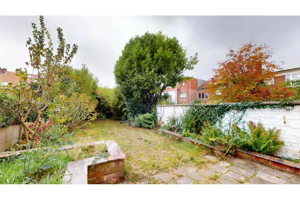 Maison à vendre à Woluwe-Saint-Lambert 1200 675000.00€ 4 chambres 201.00m² - annonce 636200