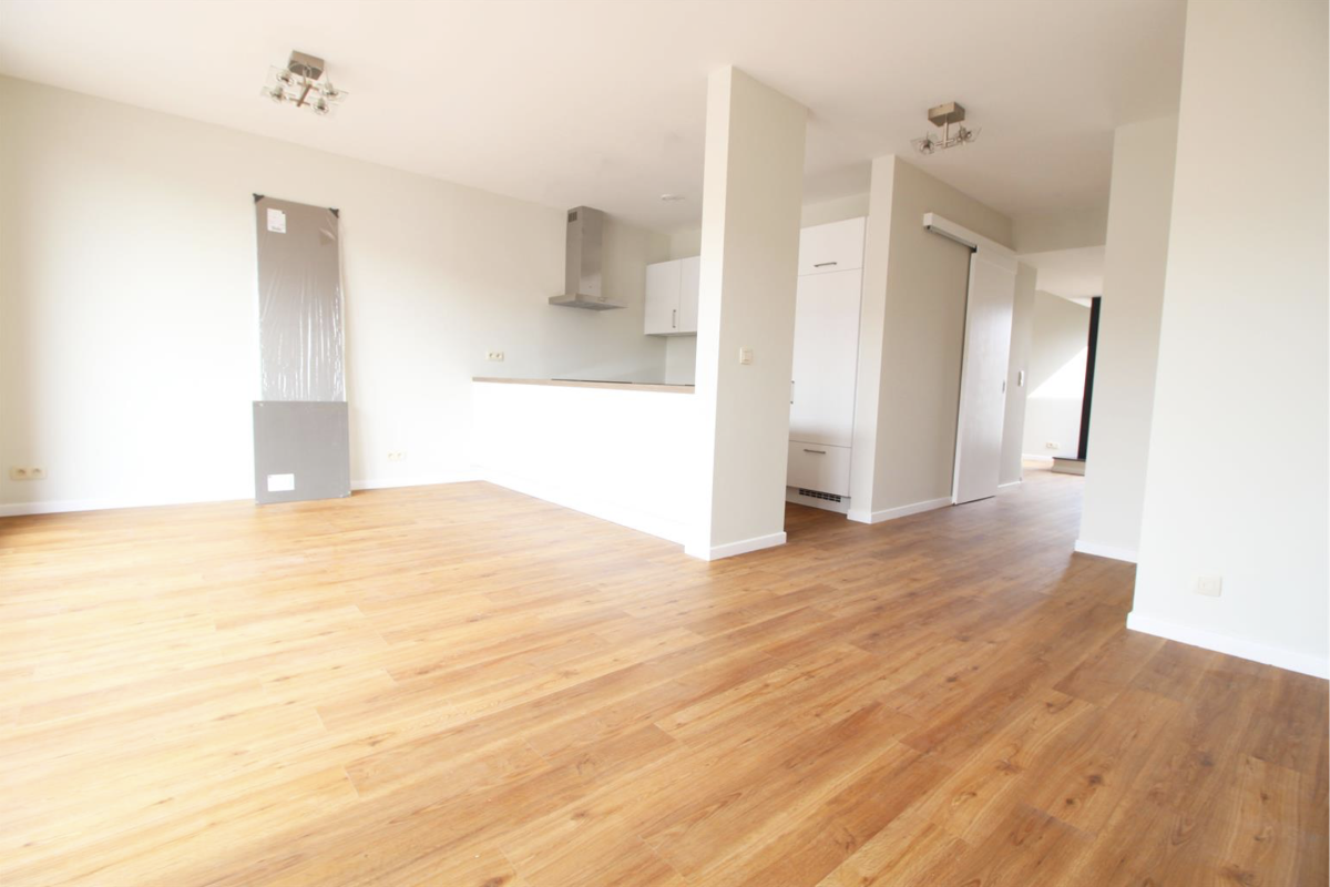 Appartement te  huur in Ukkel 1180 980.00€ 1 slaapkamers 50.00m² - Zoekertje 636202