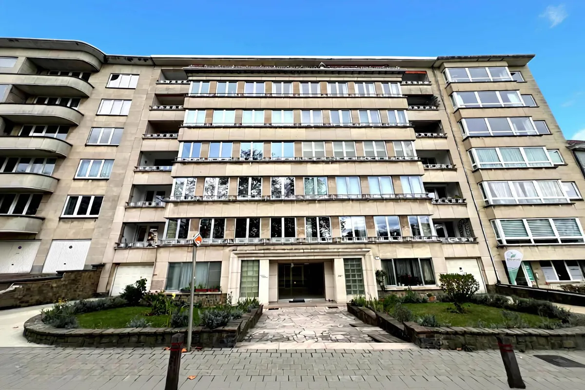 Appartement à louer à Woluwe-Saint-Pierre 1150 1980.00€ 3 chambres 185.00m² - annonce 636379