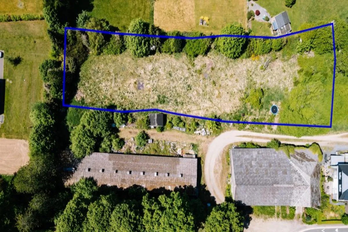 Grond te  koop in Recht 4780 202320.00€  slaapkamers m² - Zoekertje 636282