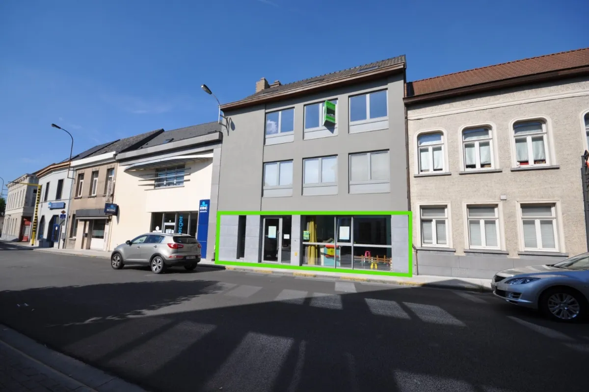 Appartementsgebouw te  koop in Kluisbergen 9690 269000.00€  slaapkamers 141.00m² - Zoekertje 636770