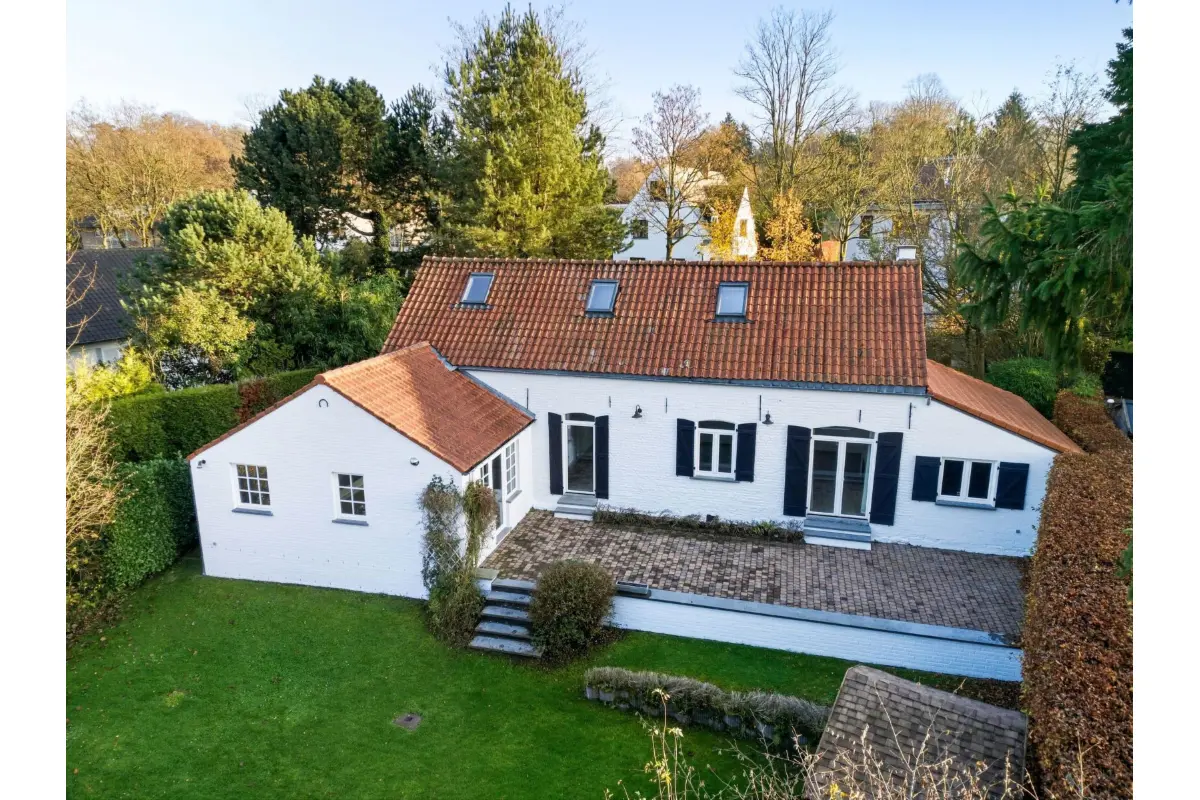 Villa te  in Ukkel 1180 3250.00€ 3 slaapkamers 200.00m² - Zoekertje 637139