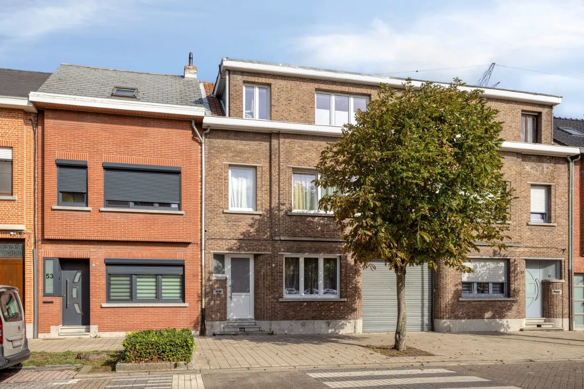 Appartementsgebouw te  koop in Niel 2845 369000.00€ 6 slaapkamers 242.00m² - Zoekertje 636904