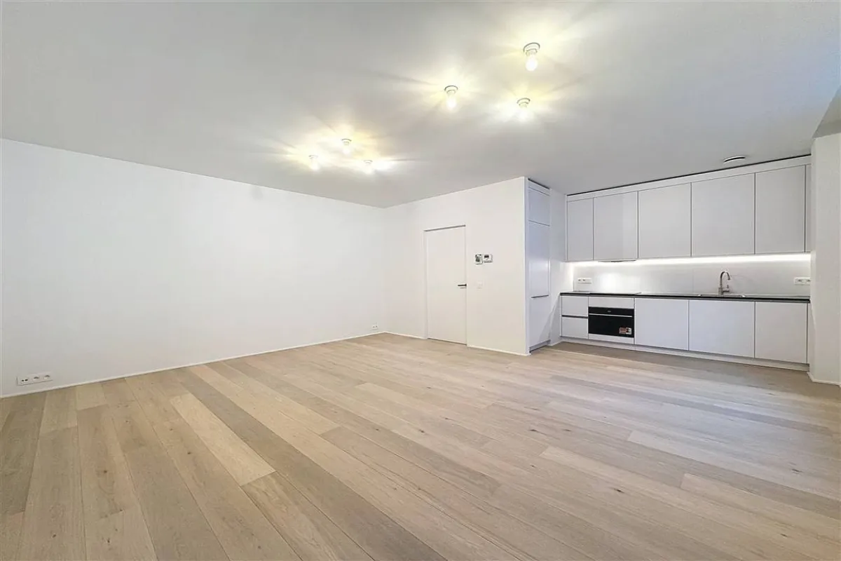 Appartement te  in Brussel 1000 1250.00€ 1 slaapkamers 70.00m² - Zoekertje 636930