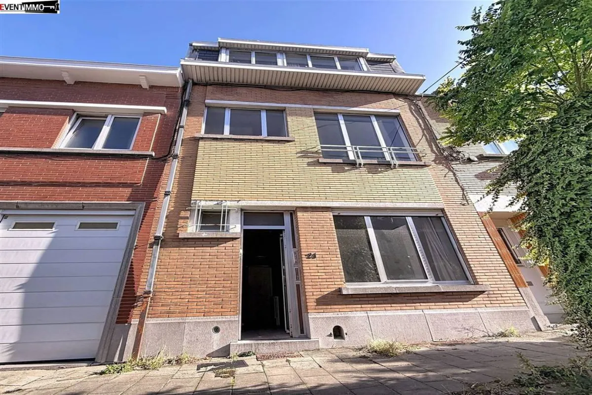 Huis te  koop in Anderlecht 1070 385000.00€ 4 slaapkamers 225.00m² - Zoekertje 637110