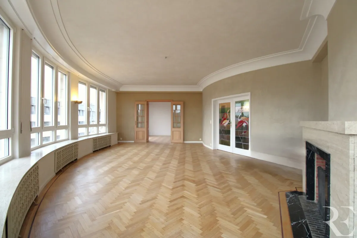 Appartement te  huur in Elsene 1050 1900.00€ 3 slaapkamers 174.00m² - Zoekertje 637283