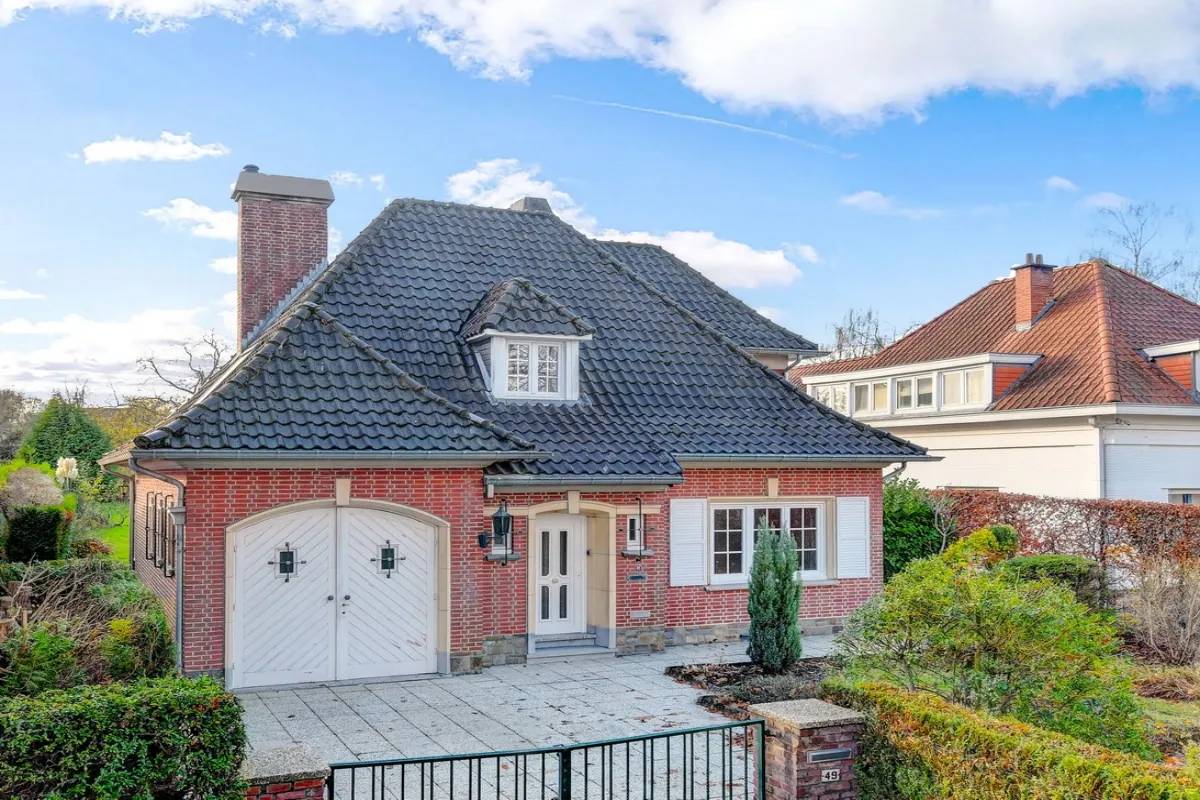 Villa à vendre à Wezembeek-Oppem 1970 695000.00€ 3 chambres 197.00m² - annonce 637690