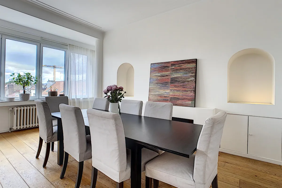 Appartement te  huur in Elsene 1050 2400.00€ 4 slaapkamers 154.00m² - Zoekertje 637517