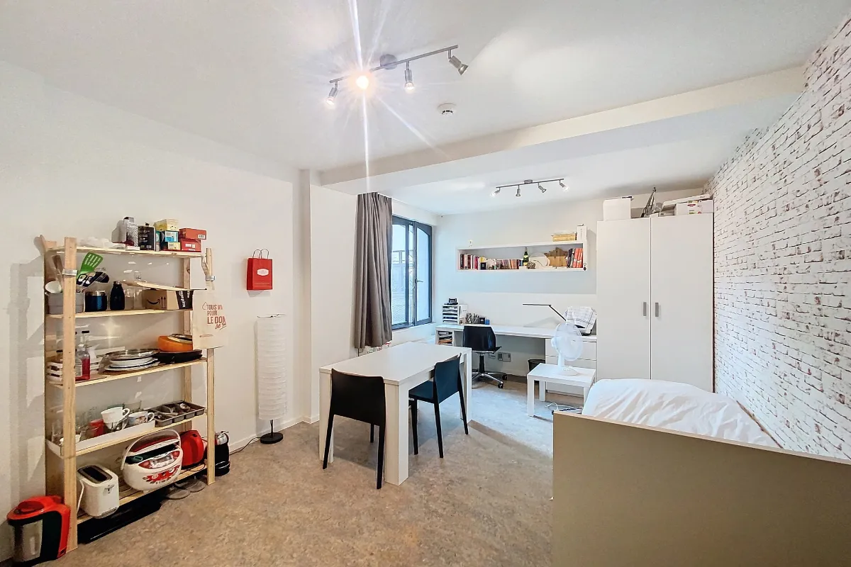 Studio à louer à Bruxelles 1000 740.00€  chambres 25.00m² - annonce 637655