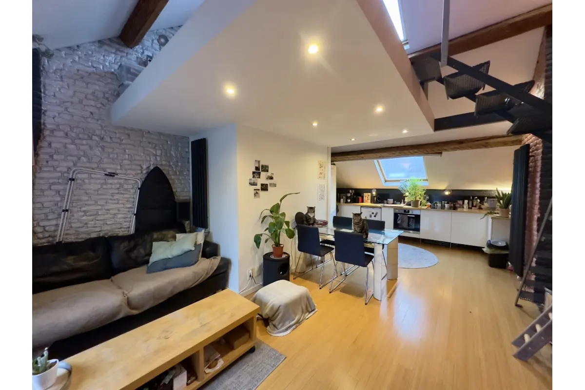 Studio te  huur in Elsene 1050 1050.00€  slaapkamers 38.00m² - Zoekertje 637086