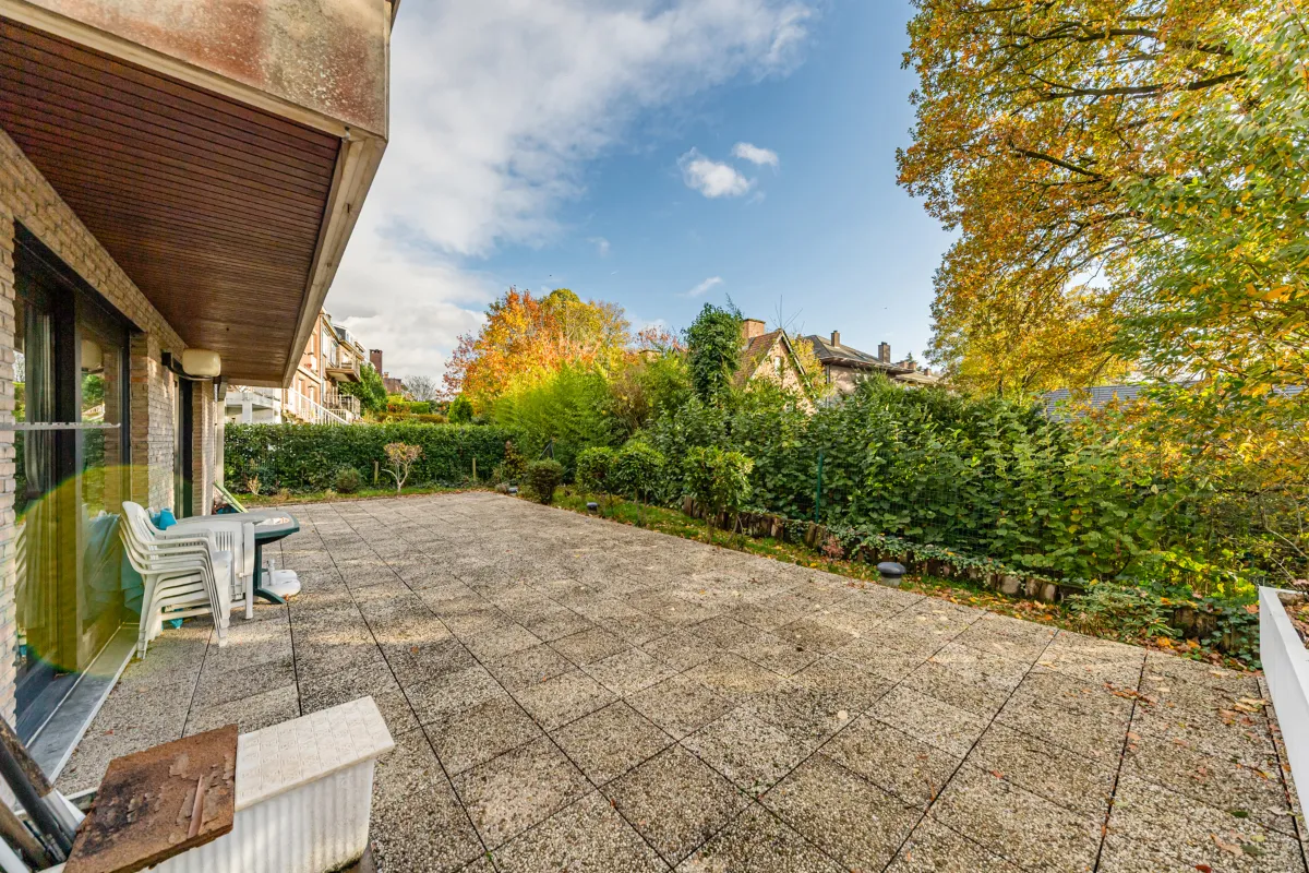 Appartement à vendre à Woluwe-Saint-Pierre 1150 550000.00€ 3 chambres 160.00m² - annonce 637236