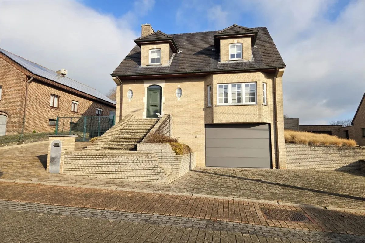 Villa à vendre à Ninove 9400 695000.00€ 3 chambres 255.00m² - annonce 637193