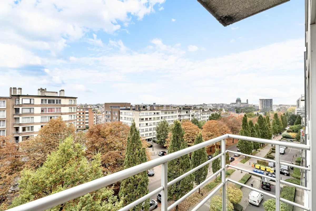 Appartement te  koop in Sint-Jans-Molenbeek 1080 245000.00€ 2 slaapkamers 93.00m² - Zoekertje 637597