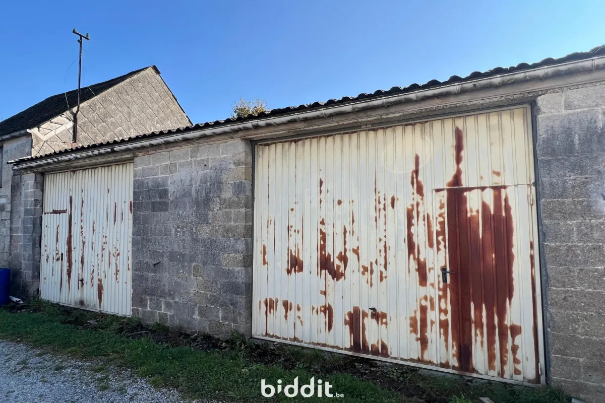 Parking & garage te  koop in Florennes 5620 10000.00€  slaapkamers m² - Zoekertje 637225