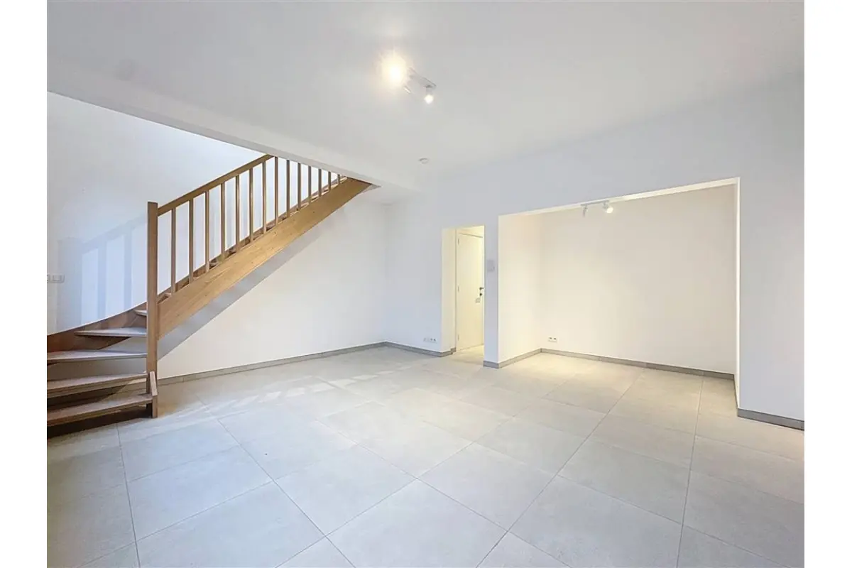 Duplex à louer à Uccle 1180 1550.00€ 2 chambres 100.00m² - annonce 637543