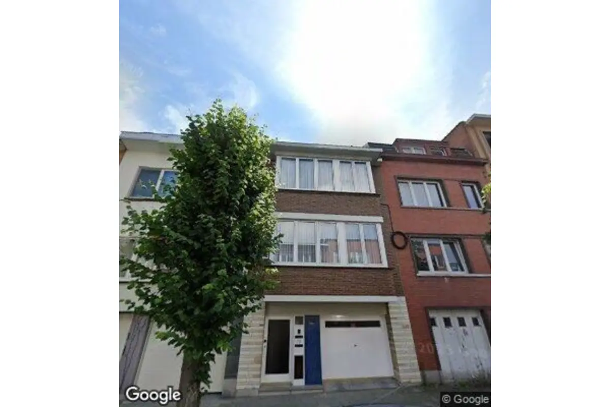 Appartementsgebouw te  koop in Anderlecht 1070 560000.00€ 4 slaapkamers m² - Zoekertje 638537