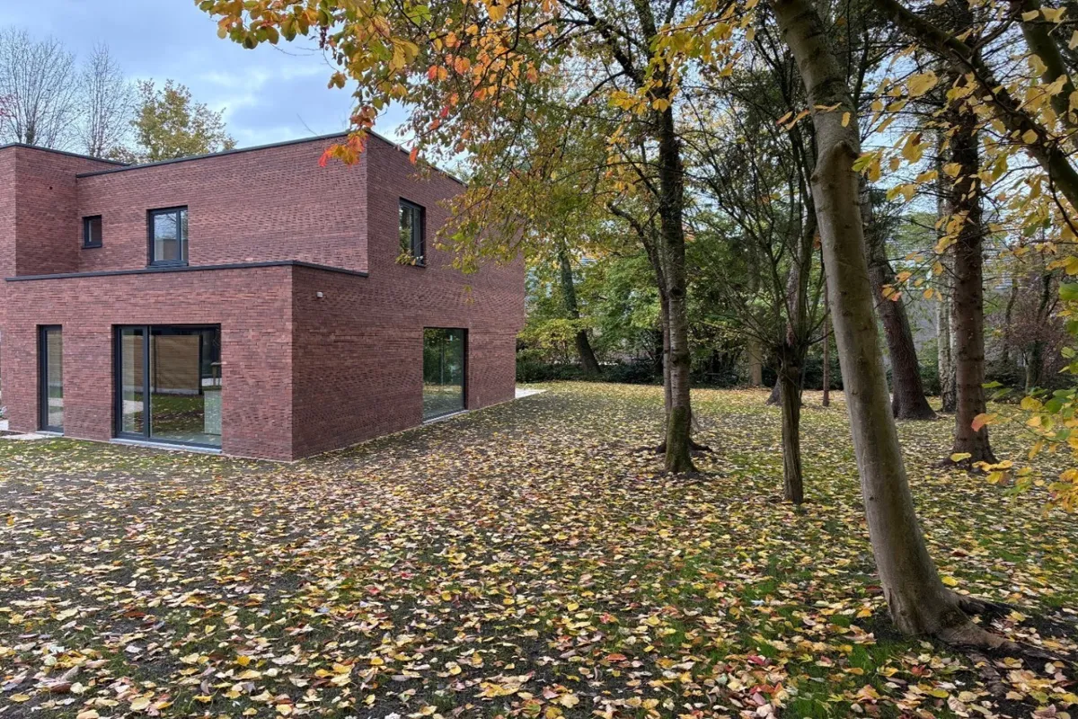 Huis te  huur in Dikkelvenne 9890 1300.00€ 3 slaapkamers 150.00m² - Zoekertje 638588