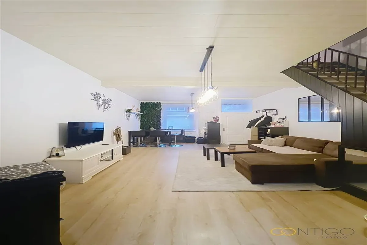 Maison à louer à Molenbeek-Saint-Jean 1080 1200.00€ 2 chambres 70.00m² - annonce 638410