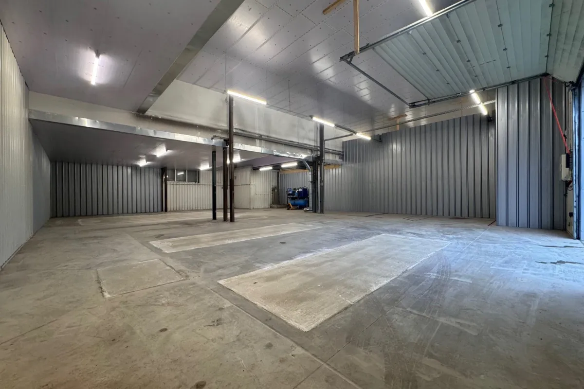 Parking à louer à Marche-en-Famenne 6900 1150.00€  chambres m² - annonce 638852